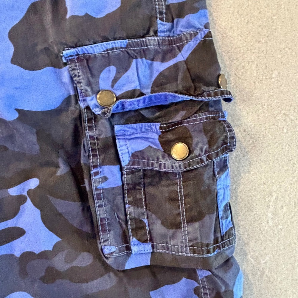 Erston Mens Blue Camo Cargo Shorts Multi Pocket Utility Streetwear NWT - Picture 2 of 14